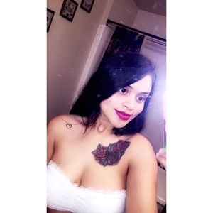 Meet your Posher, Adriana